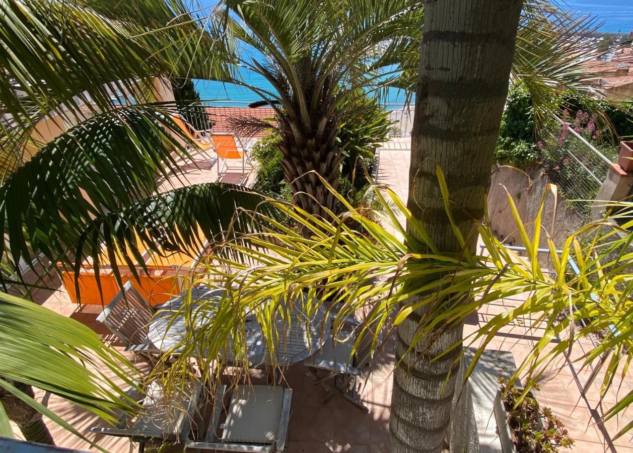 Villa L'Ensoleillee Vue Panoramique Mer, 250 M De La Plage Et Du Centre Ville Menton Dış mekan fotoğraf
