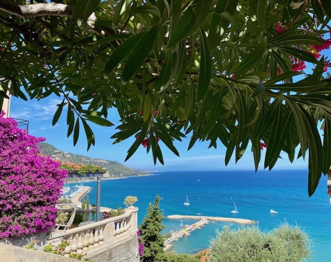 Villa L'Ensoleillee Vue Panoramique Mer, 250 M De La Plage Et Du Centre Ville Menton Dış mekan fotoğraf
