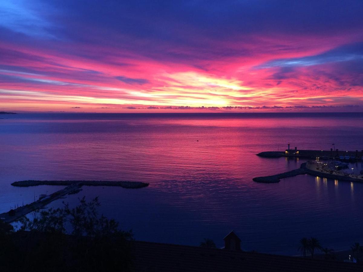 Villa L'Ensoleillee Vue Panoramique Mer, 250 M De La Plage Et Du Centre Ville Menton Dış mekan fotoğraf